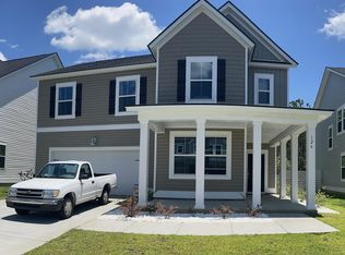 126 Red Bluff St, Summerville, SC 29483