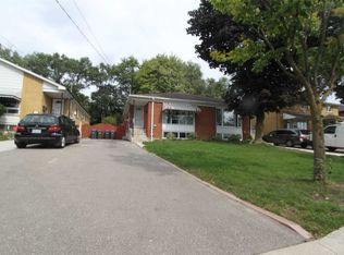 3653 Anniversary Rd, Mississauga, ON L5C 2G2