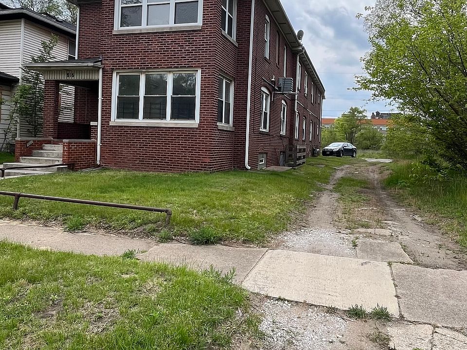 1st image of 816 Pennsylvania St