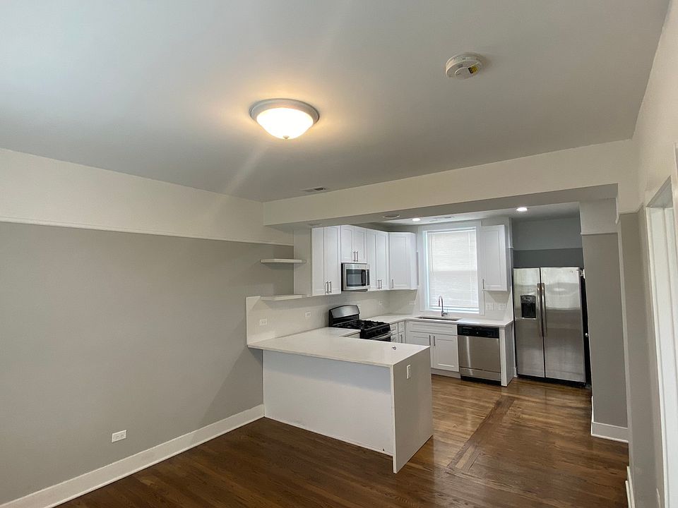 1st image of 5034 N Washtenaw Ave #15531242
