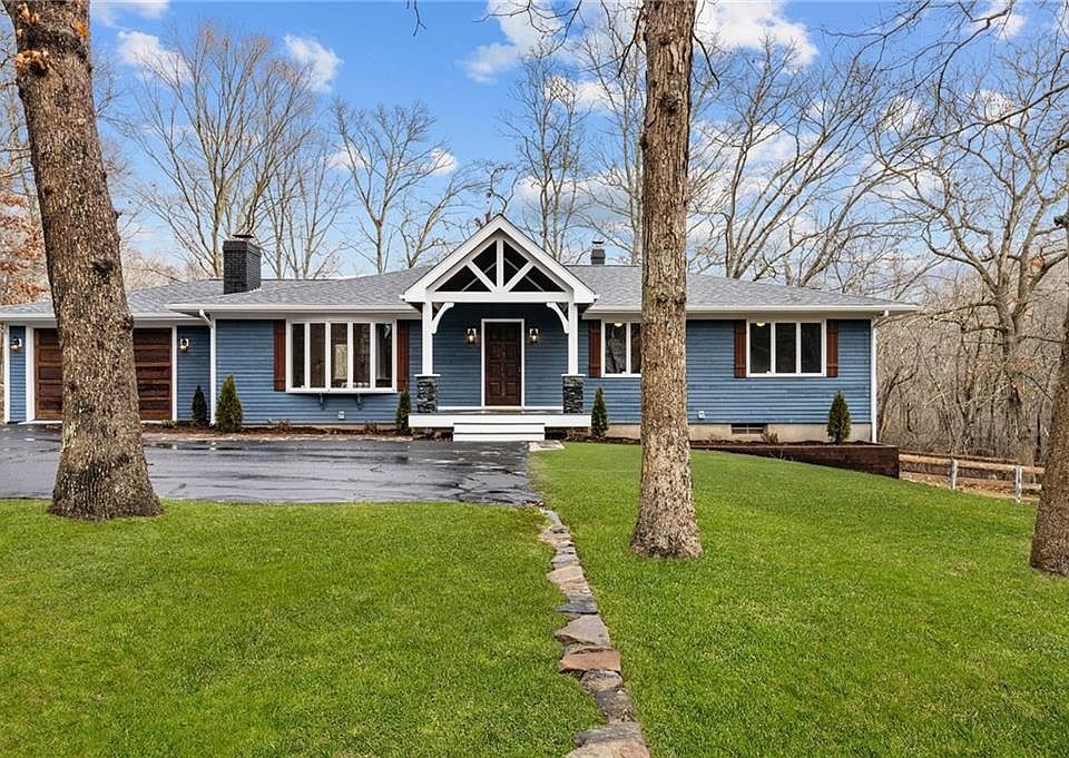 1st image of 141 Congdon Dr