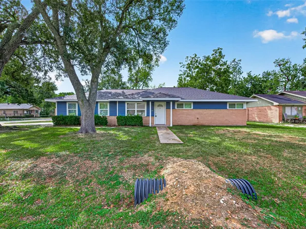 5601 Delfren Ln, Katy, TX 77493