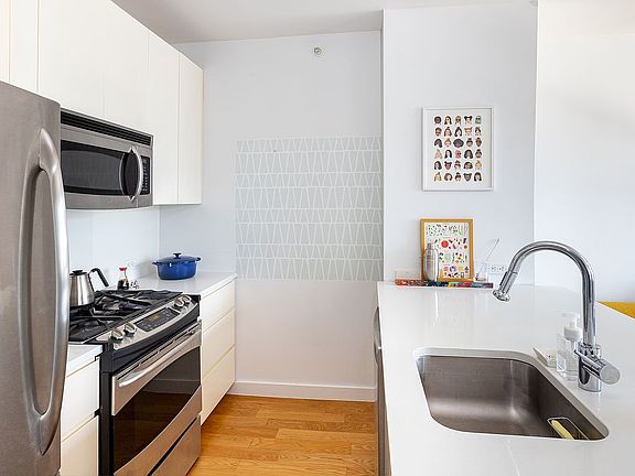 5th image of 189 Schermerhorn St APT 24F