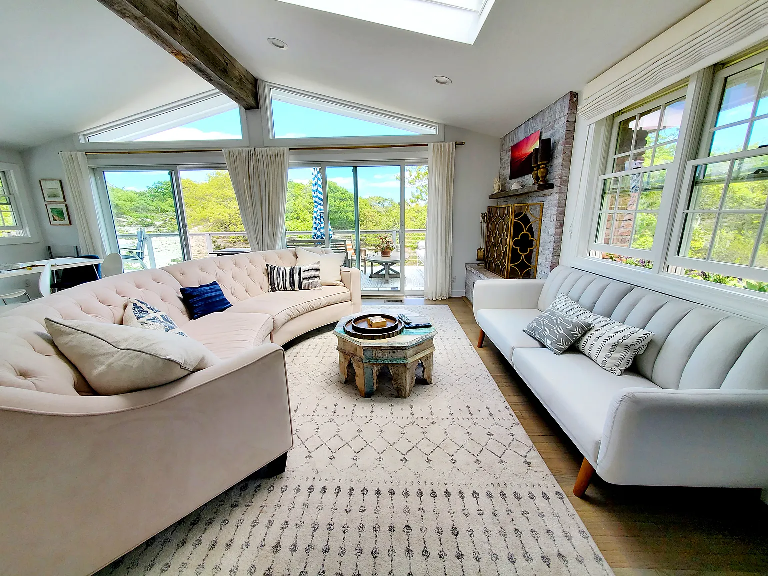 Beach Living — Photo 4