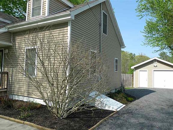 2nd image of 62 Unionville Feura Bush Rd