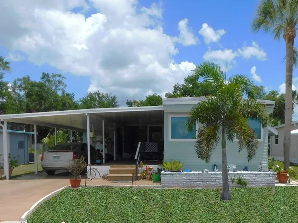 6509 Waikiki Dr #49, Bradenton, FL 34207