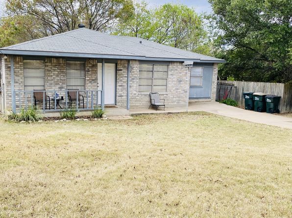 1918 Castle Gate Cir