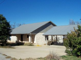 204 W Rainey St, Mason, TX 76856