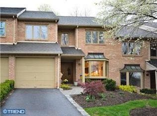 105 Amity Dr, Chesterbrook, PA 19087