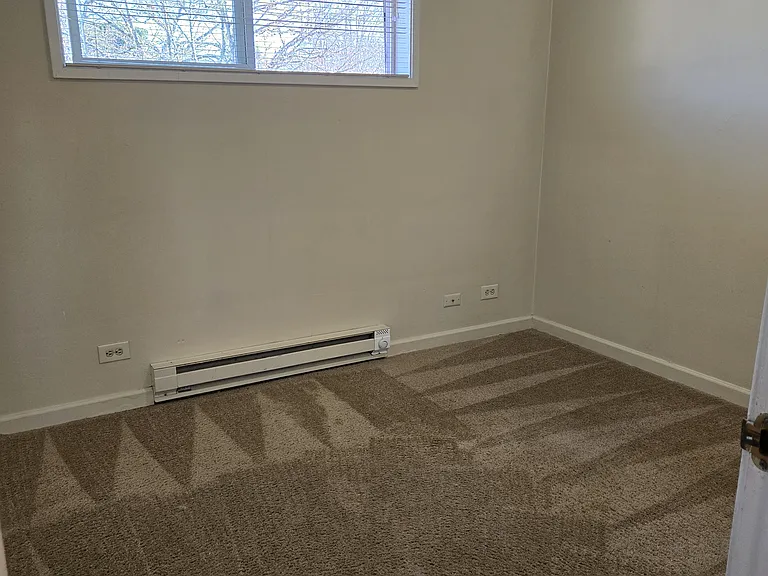 1670 Arthur Pl #1670 — Photo 9