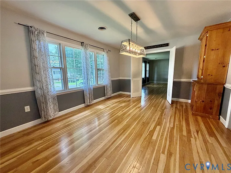 6255 Debora Dr — Photo 4