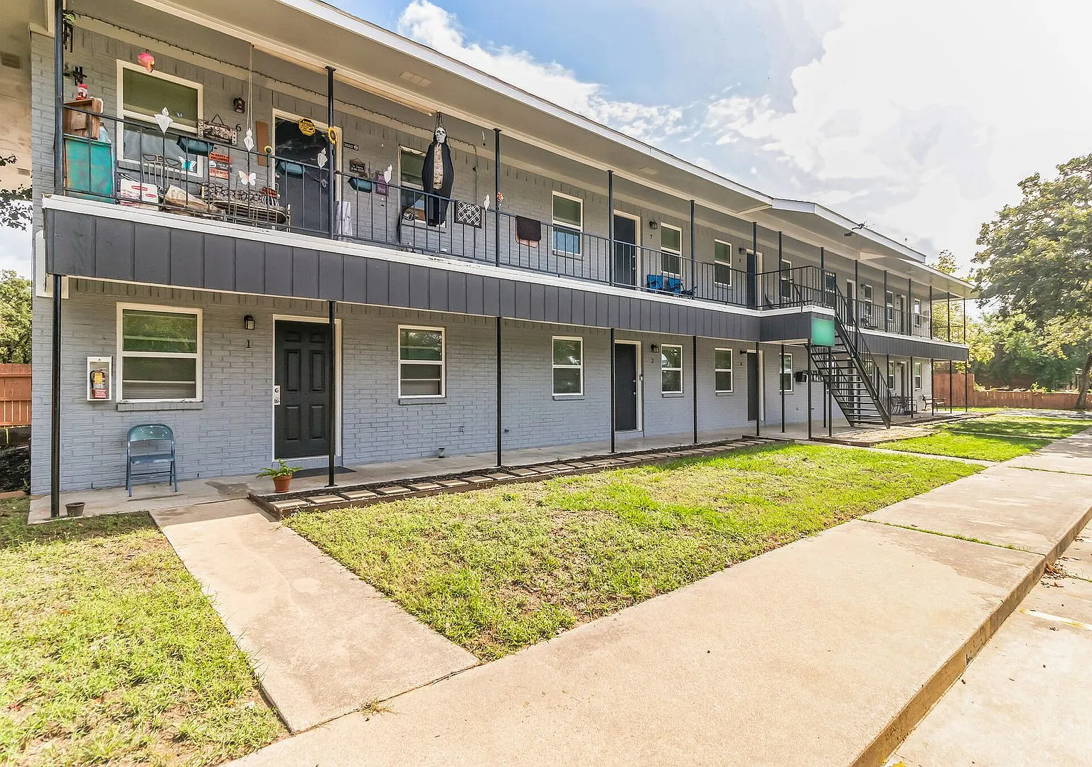 Tx-Roc-Cal306 — Photo 2