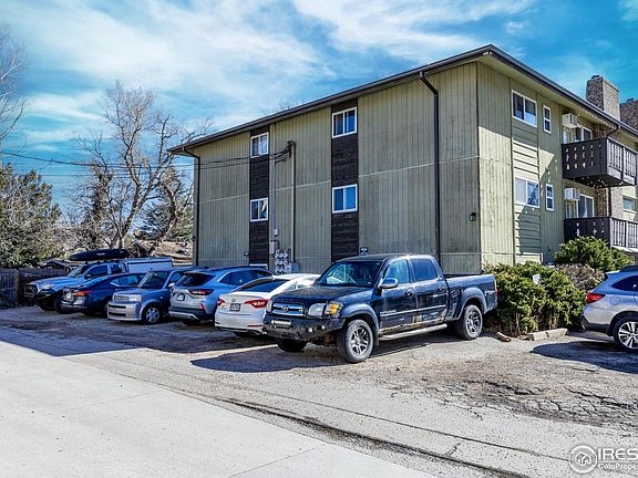 3rd image of 2155 Walnut St