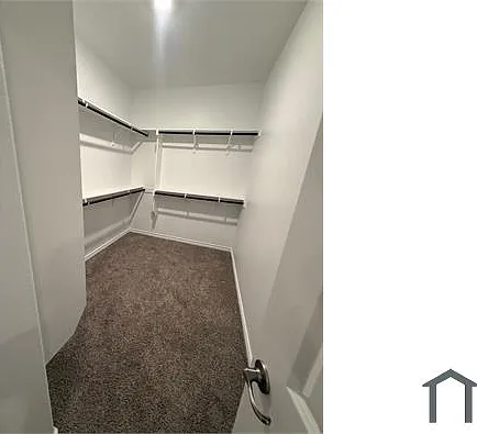 2140 Katharine St — Photo 13