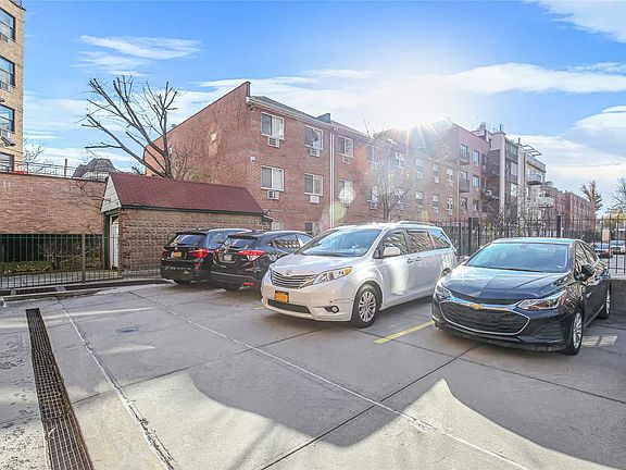 4th image of 162-10 71st Ave #3C