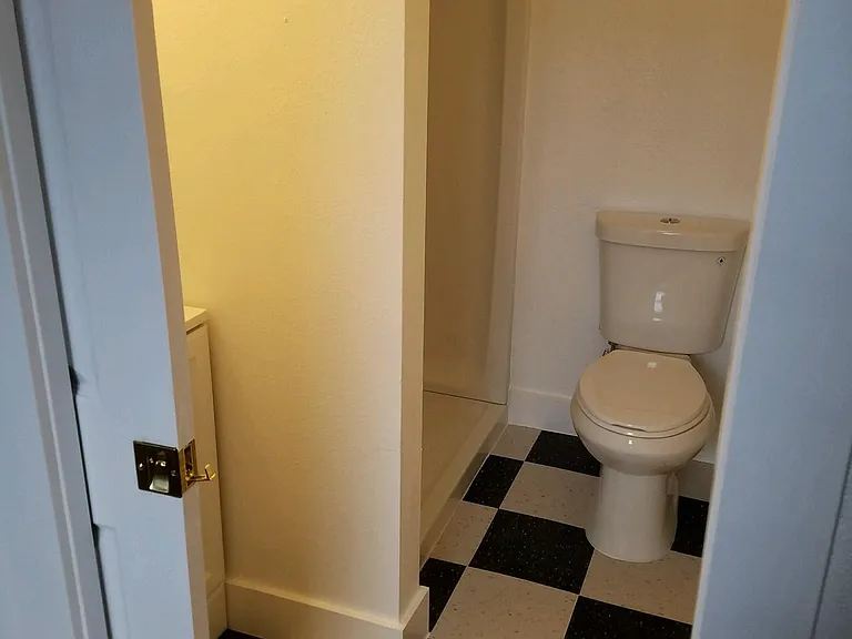 650 Marion St NE #1 — Photo 54