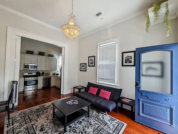 5th image of 1418 Royal St