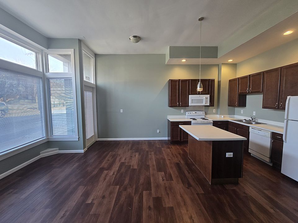 1st image of 1515 S 39th St #1519
