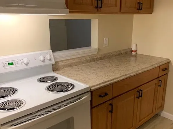 11 Meeting House Rd, Barkhamsted, CT 06063