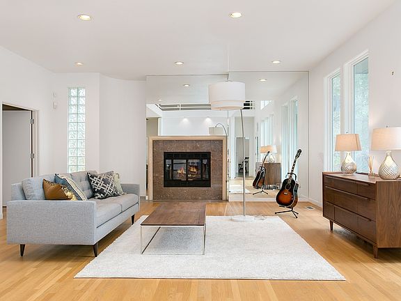 5th image of 11420 Madera Gardens Dr SW