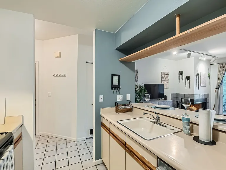 3280 47th St #108B — Photo 14