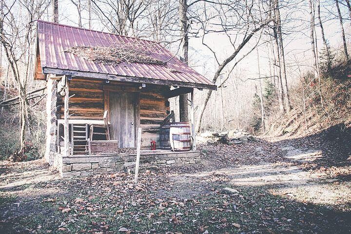 16th image of 893 Hummel Rd