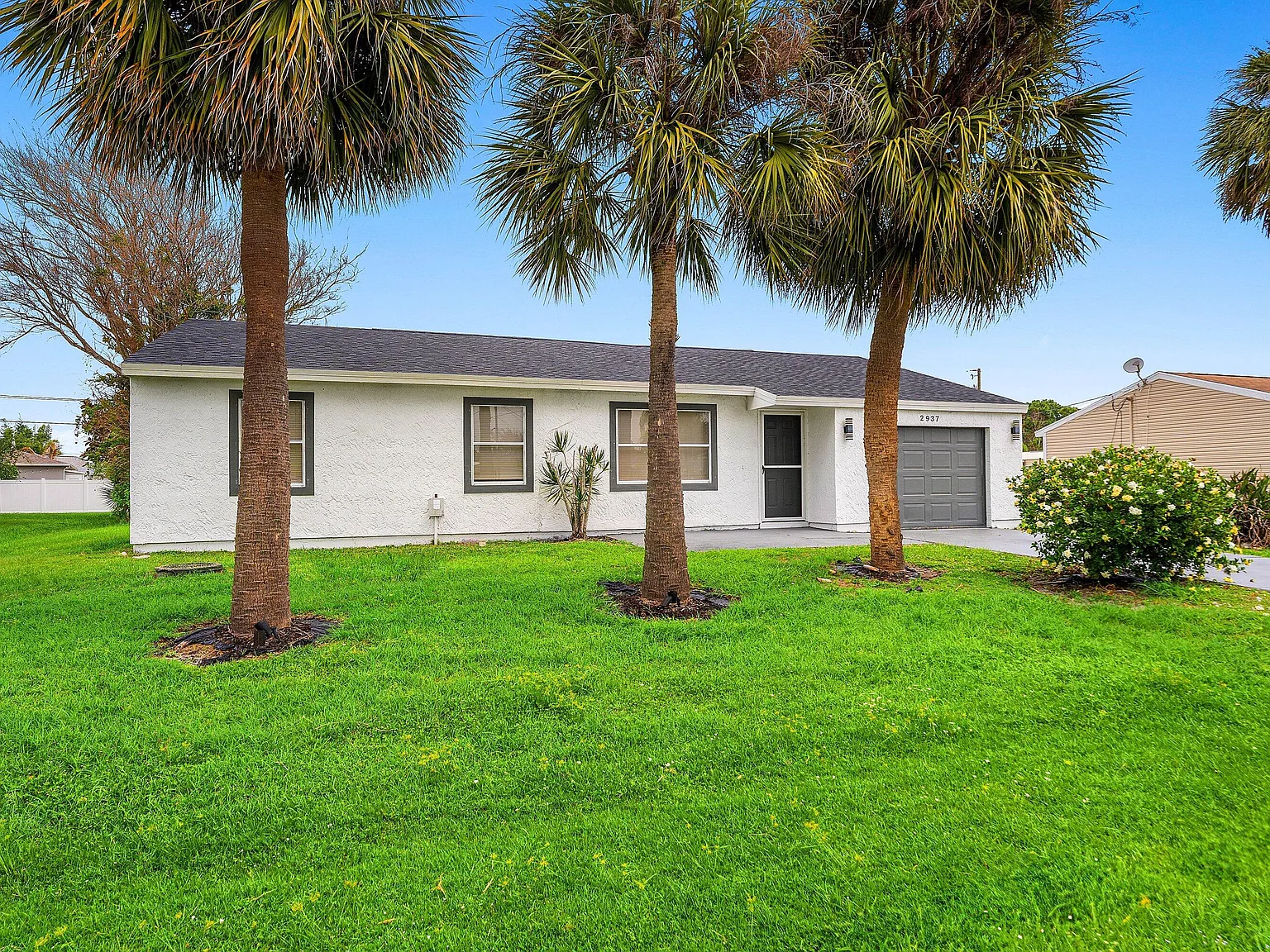3 bed, 2.0 bath, 1148 sqft, $3,100 — Photo 1