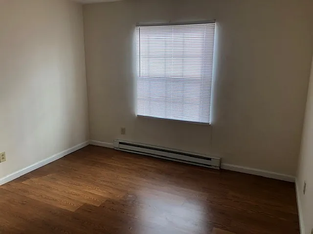 2 bed, $795 — Photo 4