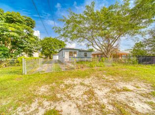 2275 NW 73rd St, Miami, FL 33147