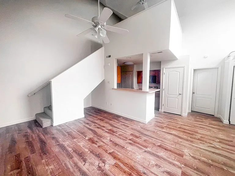 Heritage Apartments — Photo 11