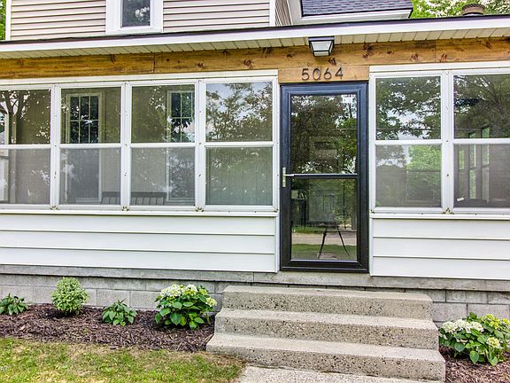5th image of 5064 Coit Ave NE