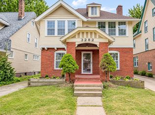 3282 Berkshire Rd, Cleveland Heights, OH 44118