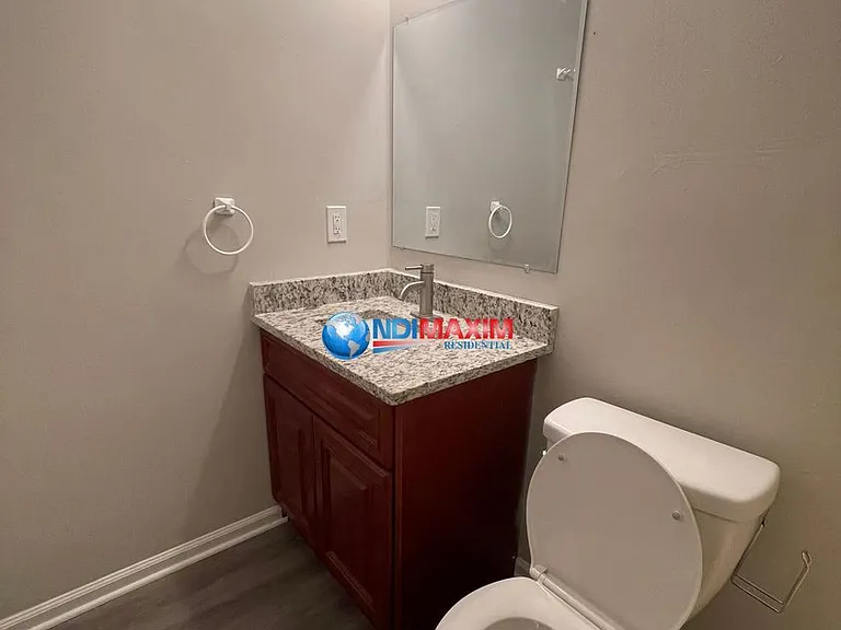 493 Stone Mountain St #V4 — Photo 7