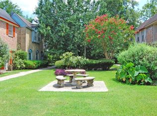1331 Mardi Ln, Houston, TX 77055