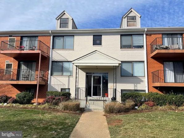 125 Driveway Clubhouse T, Leesburg, VA 20175