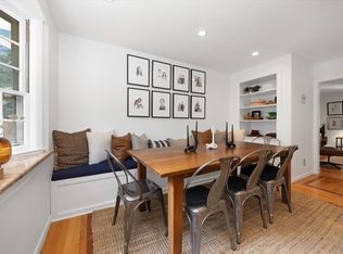 15 Mast Hill Rd, Hingham, MA 02043