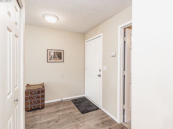 3rd image of 1009 NW 135th St APT C