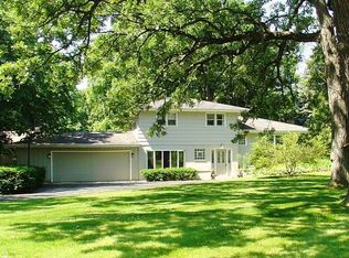 39232 N Rustic Dr, Lake Villa, IL 60046