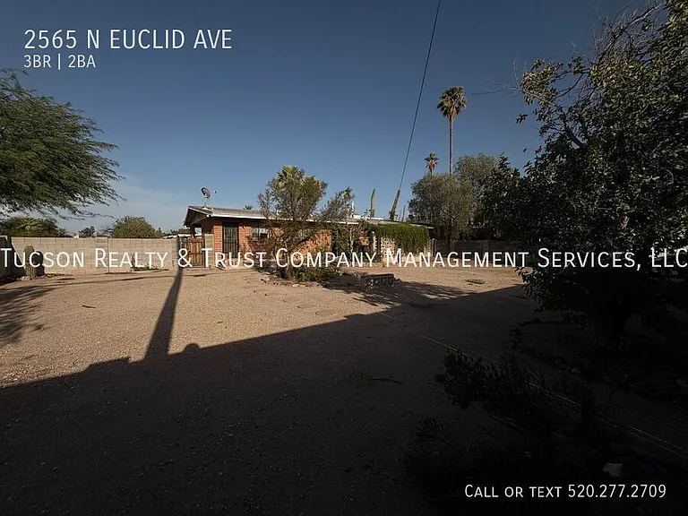 2565 N Euclid Ave — Photo 10