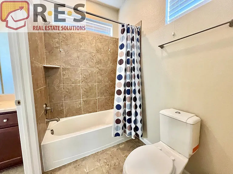 2331 Lodgepole Creek Dr — Photo 22