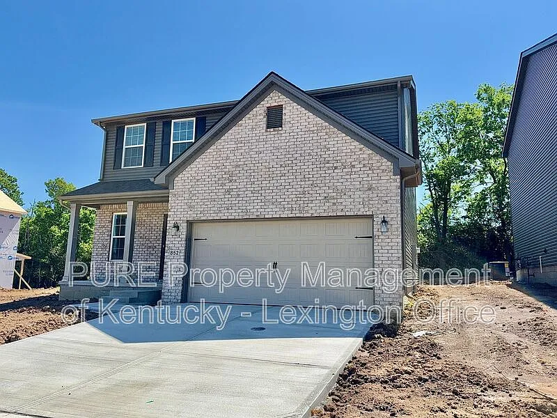 Building Photo - 852 Halford Pl