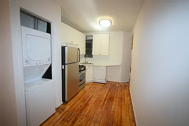 Rented by Metropolitan Realty