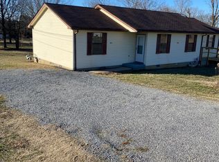 1205 Redden Ln Unit A, Burns, TN 37029