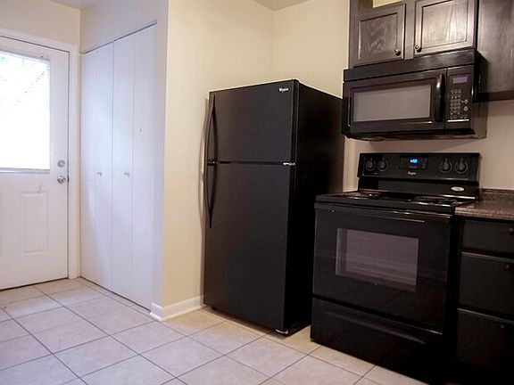 4th image of 1024 Kinney St #1024KINNEY