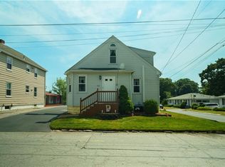 104 Speck Ave, Cranston, RI 02910
