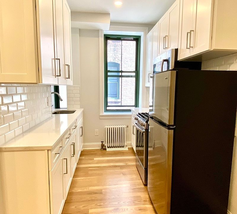1st image of 504 E 79th St APT 4