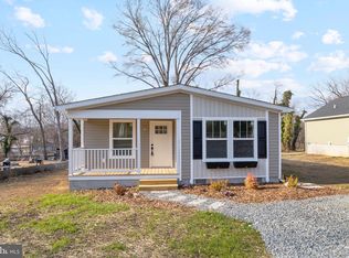 320 East St, Gordonsville, VA 22942