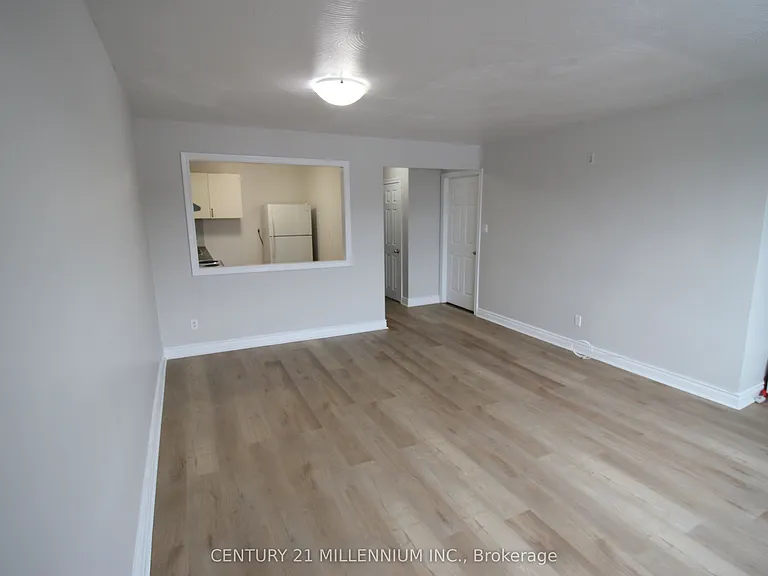 2991 Islington Ave #UPPER — Photo 9