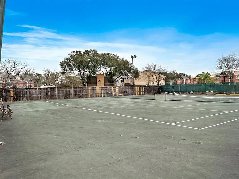 9495 Fondren Rd — Photo 25