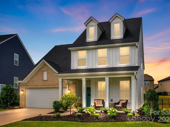 1351 Fishing Creek Rd, Clover, SC 29710